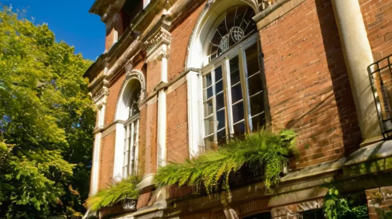 Edificio histórico rodeado de belleza natural